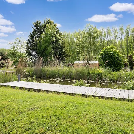 Modern Family Getaway In * Oud Ade