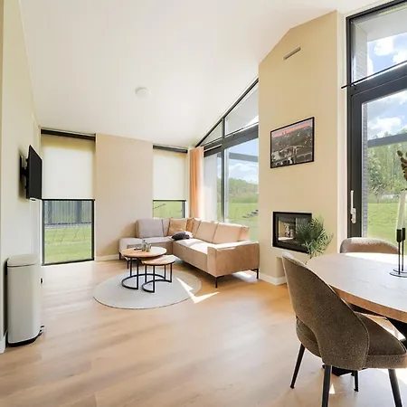 Holiday home Modern Family Getaway In Oud Ade
