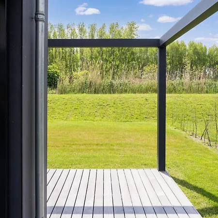 Casa vacanze Modern Family Getaway In *